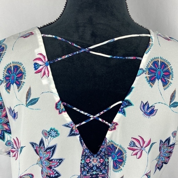 DR 2 Anthropologie Boho Floral Blouse with CutOut Detail on Back - Picture 5 of 8